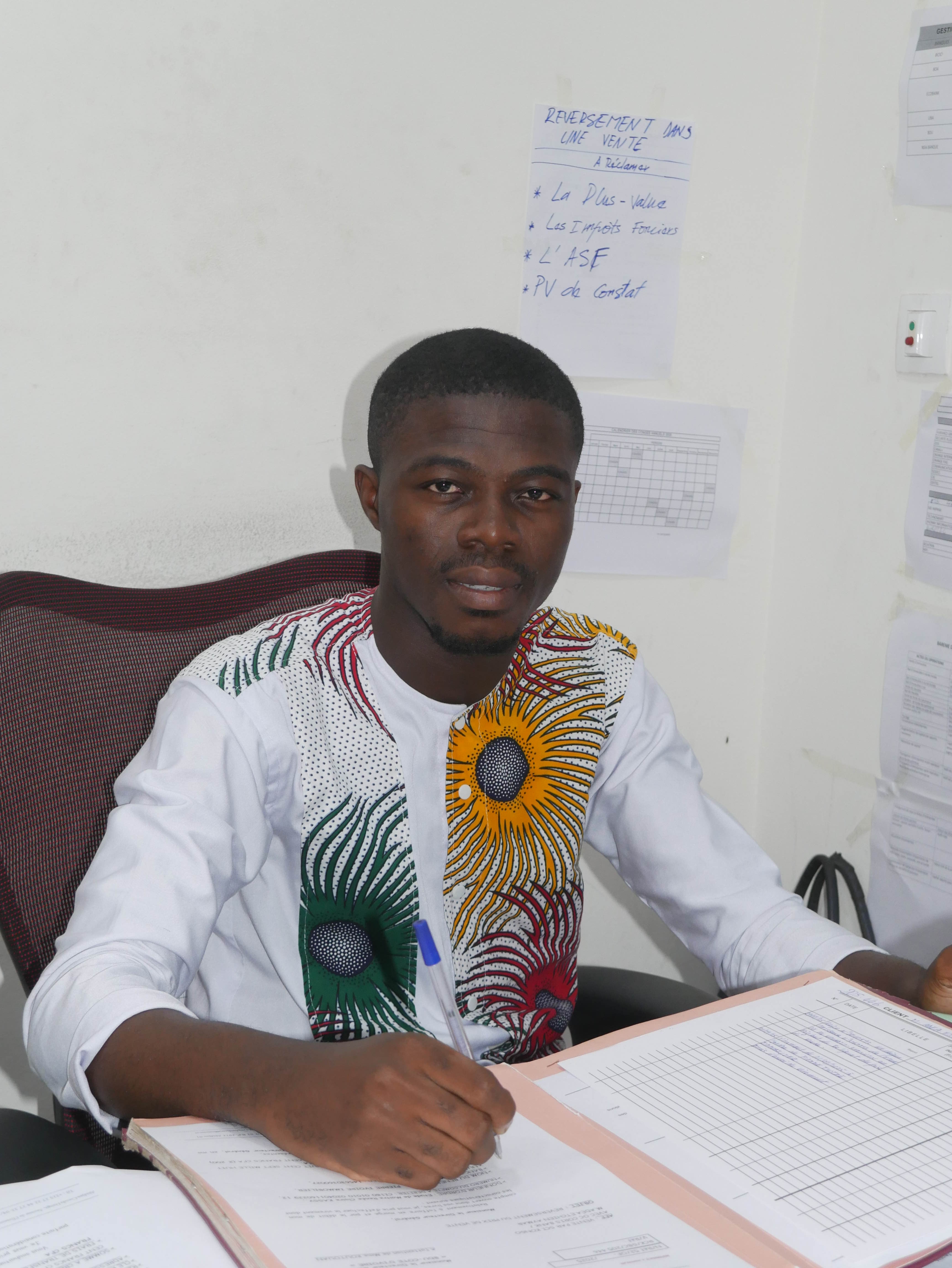 Gbobouo Bouazo — Comptable